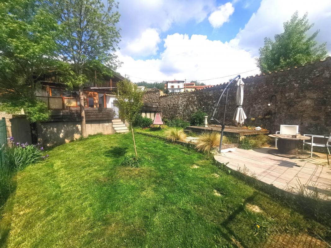 Maison 5 Pièce(s) Bessenay