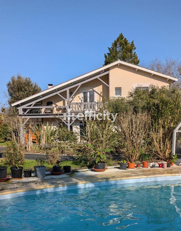 Maison 5 Pièce(s) Gaillan-en-Médoc