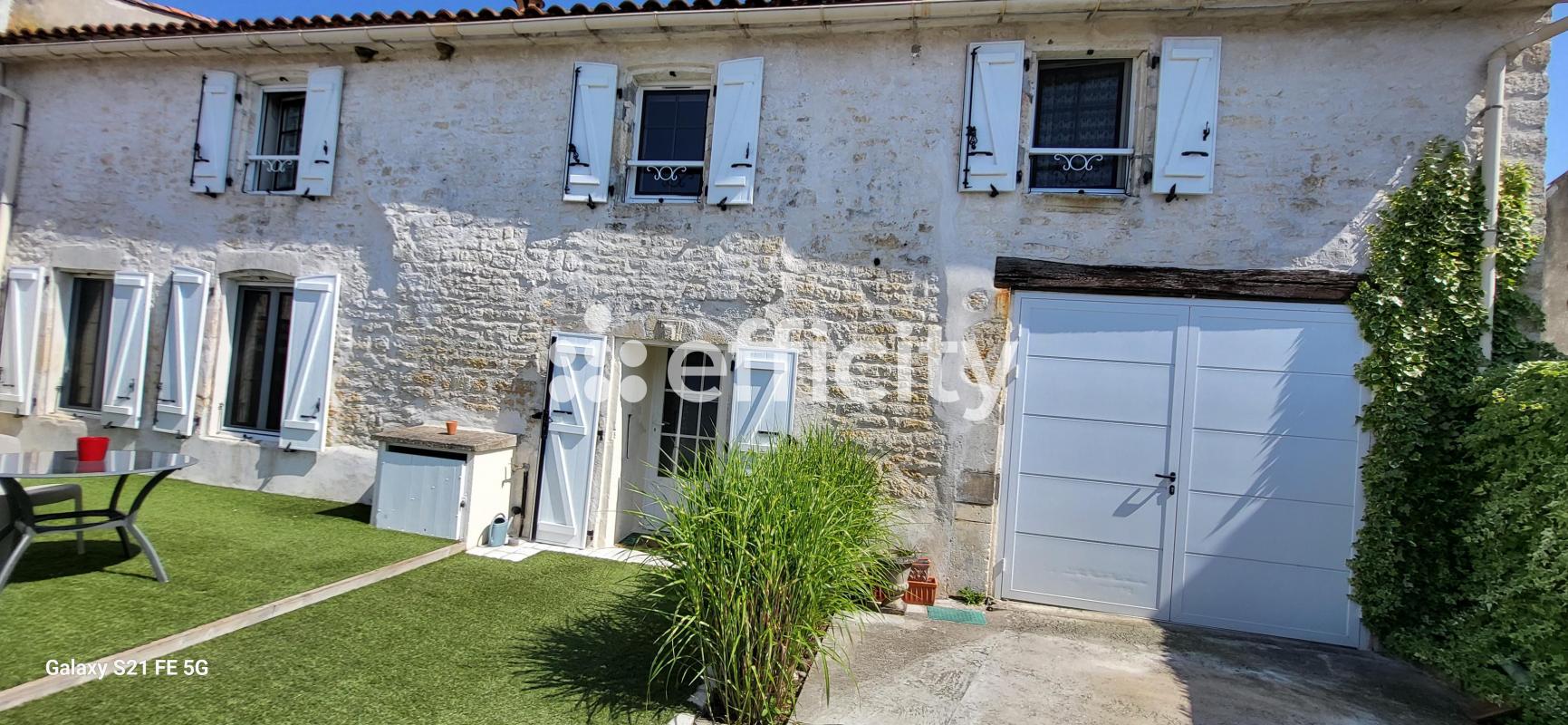 Maison 7 Pièce(s) Thairé