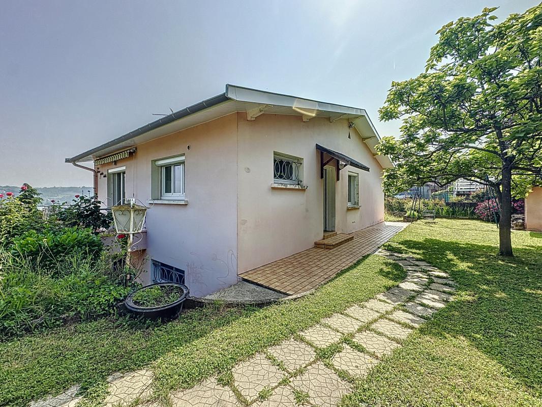 Maison 4 Pièce(s) Loire-sur-Rhône