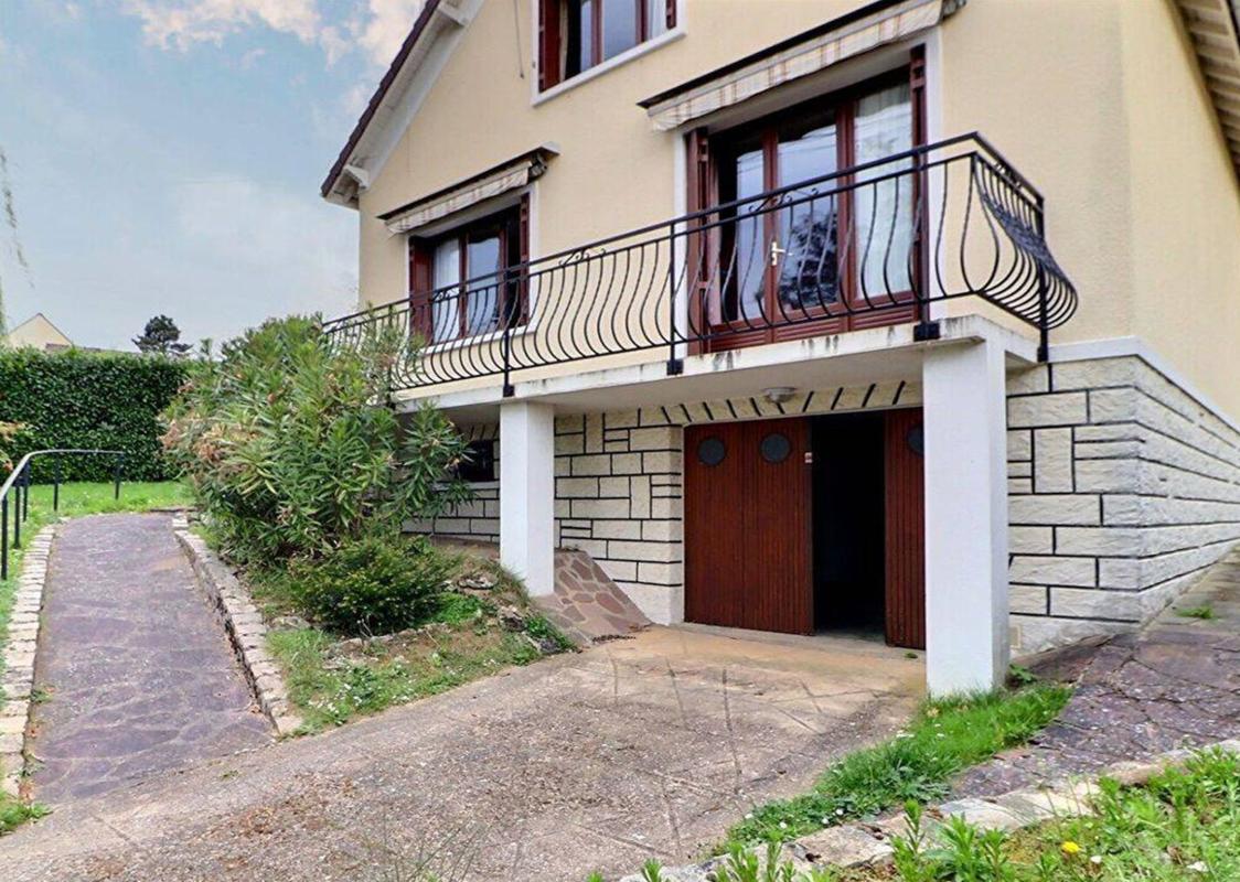 Maison 5 Pièce(s) Les Clayes-sous-Bois
