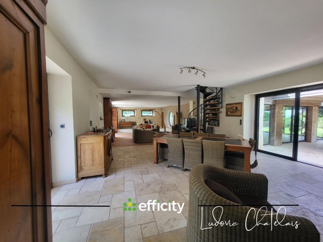 Maison 7 Pièce(s) Bréal-sous-Montfort