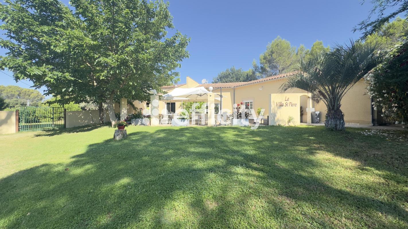 Maison 10 Pièce(s) Uchaux