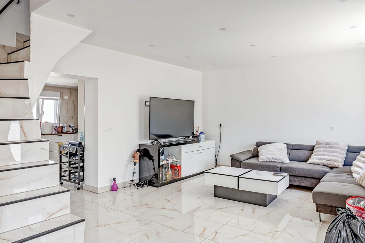 Maison 4 Pièce(s) Chelles