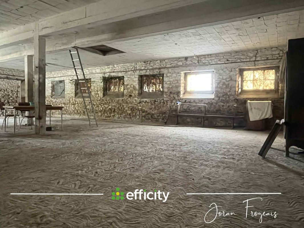 Maison 3 Pièce(s) Pleine-Fougères