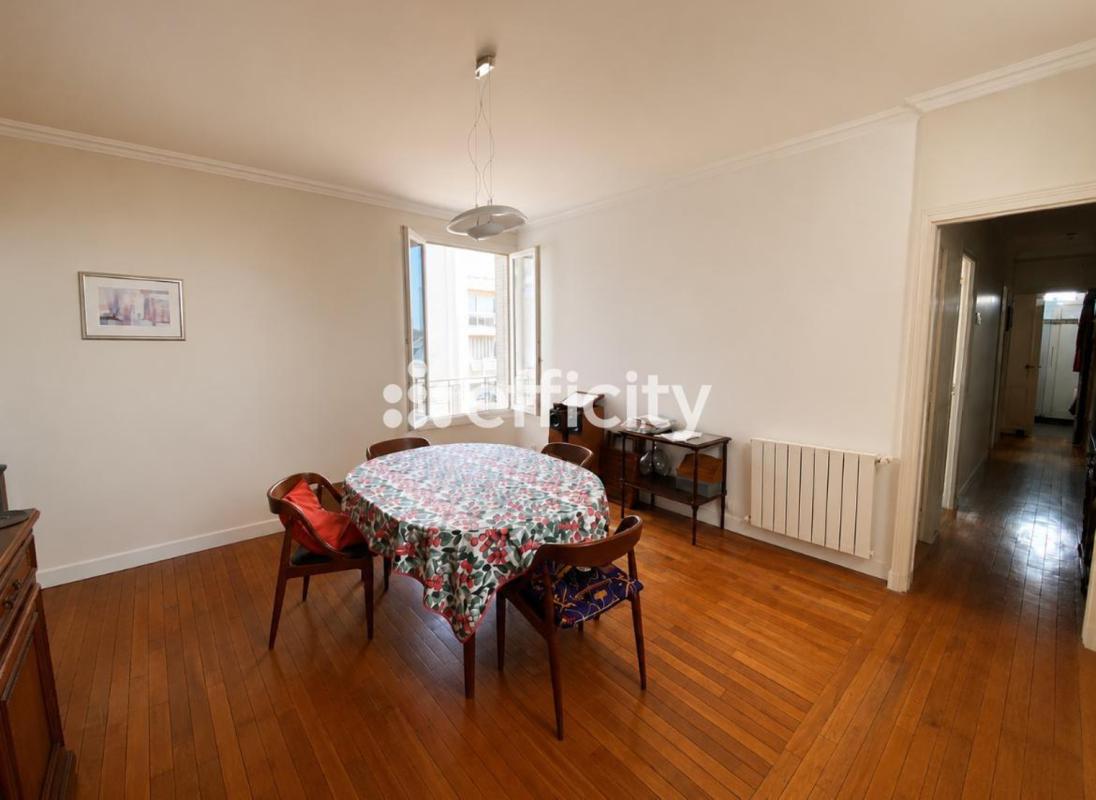 Appartement 3 Pièce(s) Le Raincy - Photo 2