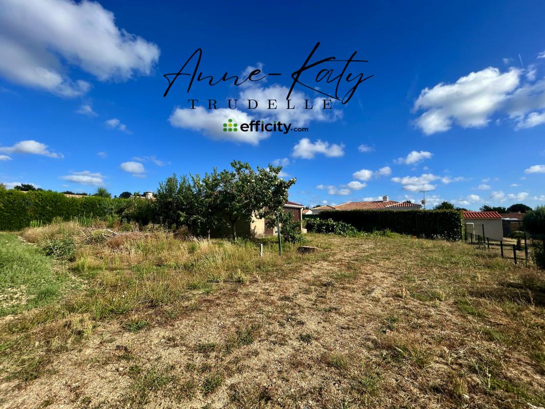 Terrain  La Mothe-Achard