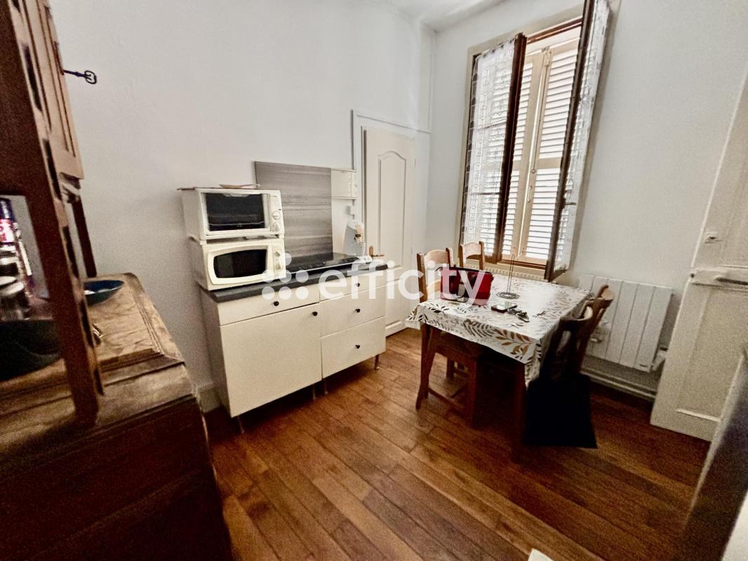 Immeuble 4 Pièce(s) Bourges