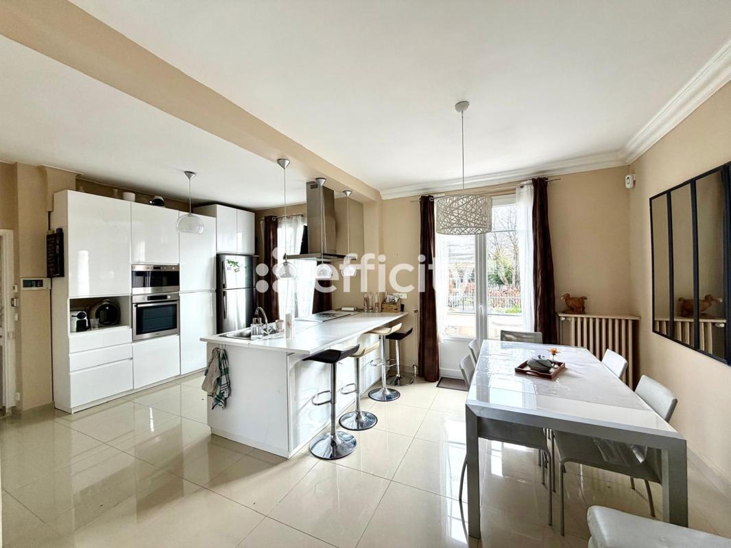 Maison 5 Pièce(s) Mantes-la-Jolie