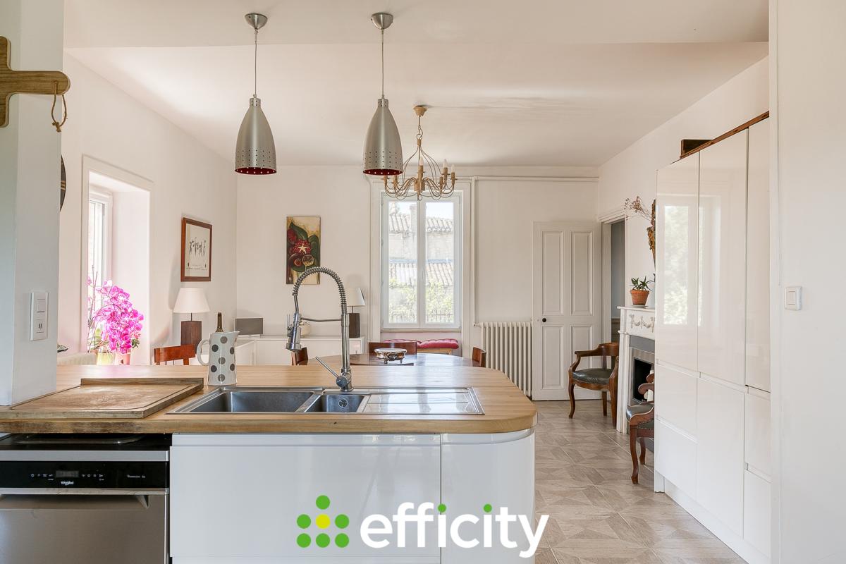 Demeure 7 Pièce(s) Gleizé