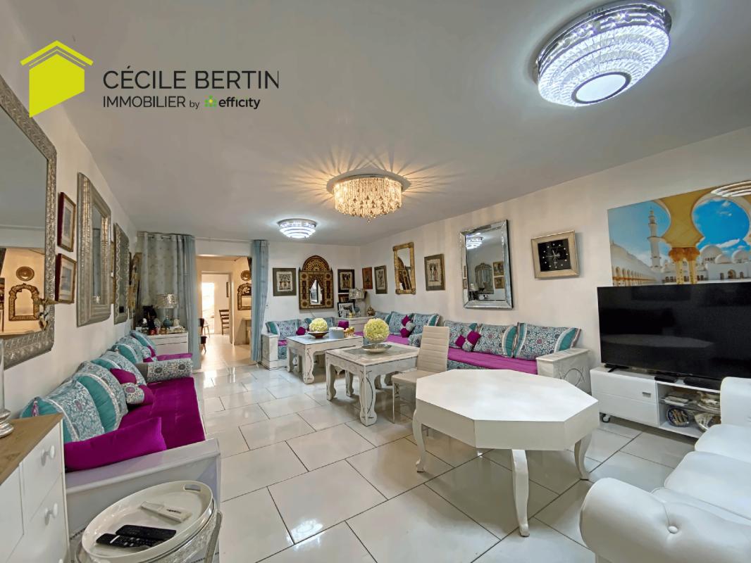 Maison 5 Pièce(s) Arles