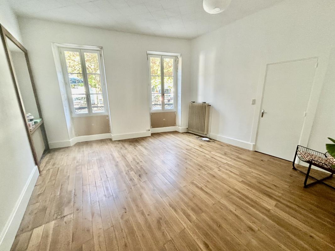 Locaux/biens immobiliers 3 Pièce(s) Bourges