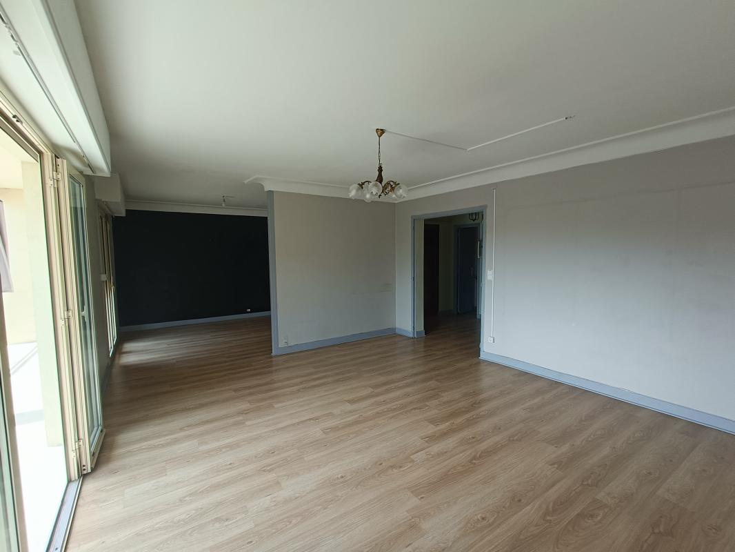 Appartement 4 Pièce(s) Tarbes