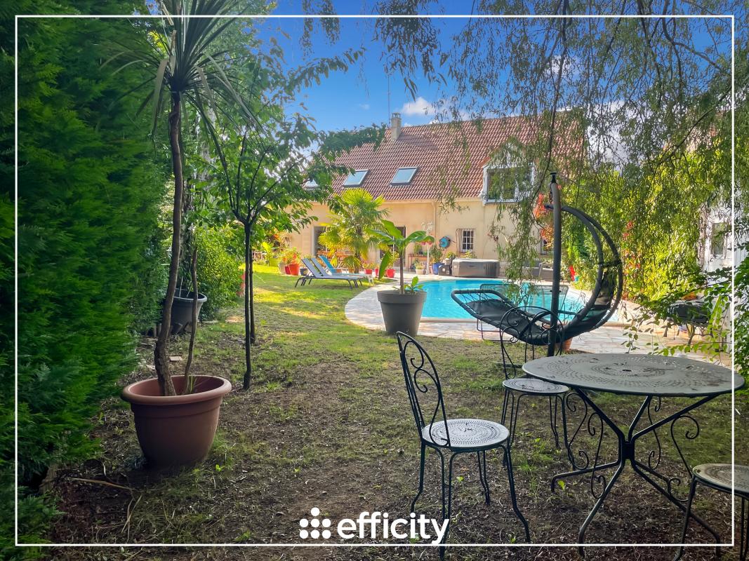 Maison 7 Pièce(s) Lésigny