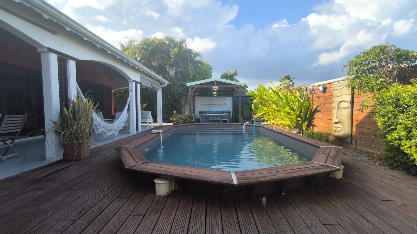 Maison 5 Pièce(s) Saint-François