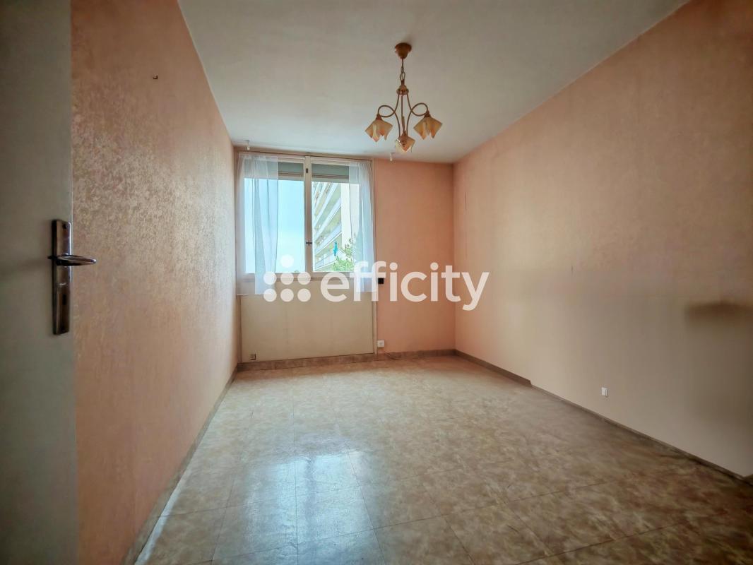 Appartement 4 Pièce(s) Salon-de-Provence - Photo 9