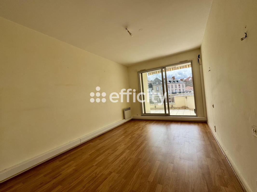 Appartement 7 Pièce(s) Thiers - Photo 8