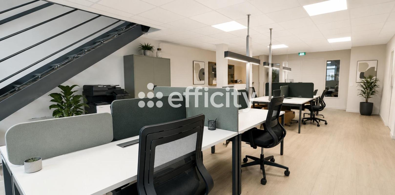 Bureau 7 Pièce(s) Les Angles - Photo 2