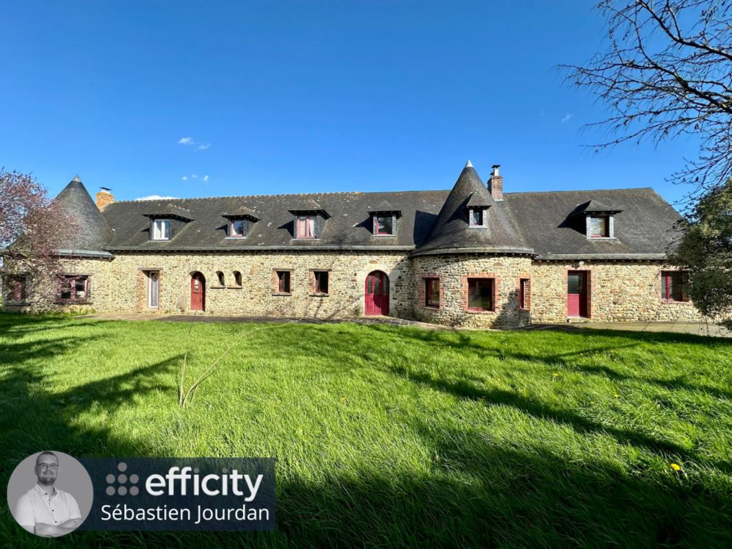 Maison longère 12 Pièce(s) Louvigné-de-Bais