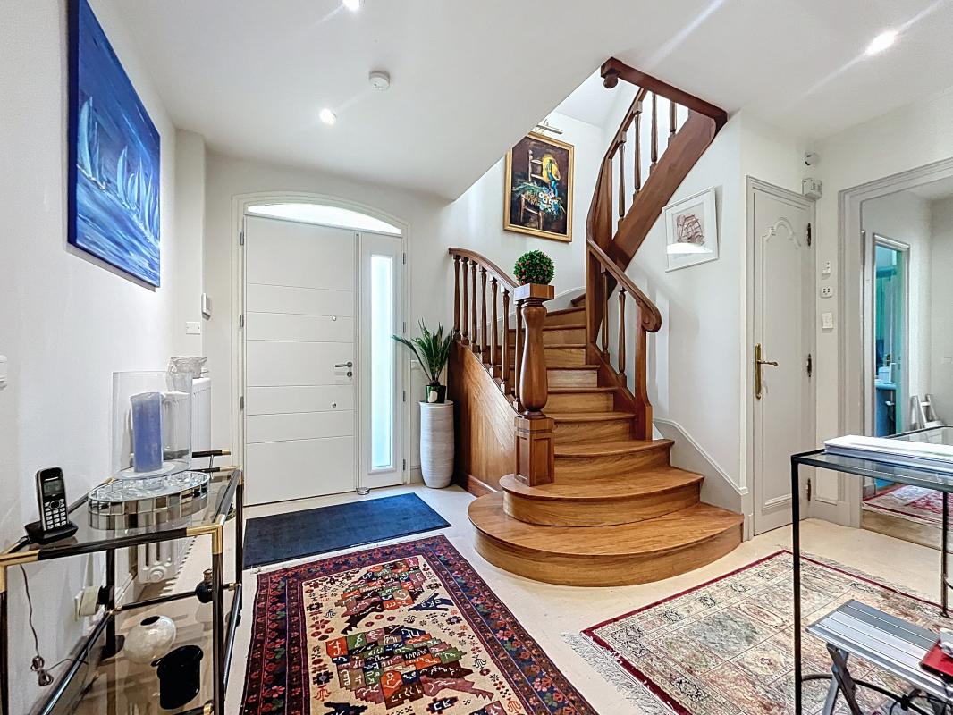 Maison 7 Pièce(s) Saint-Cyr-sur-Loire