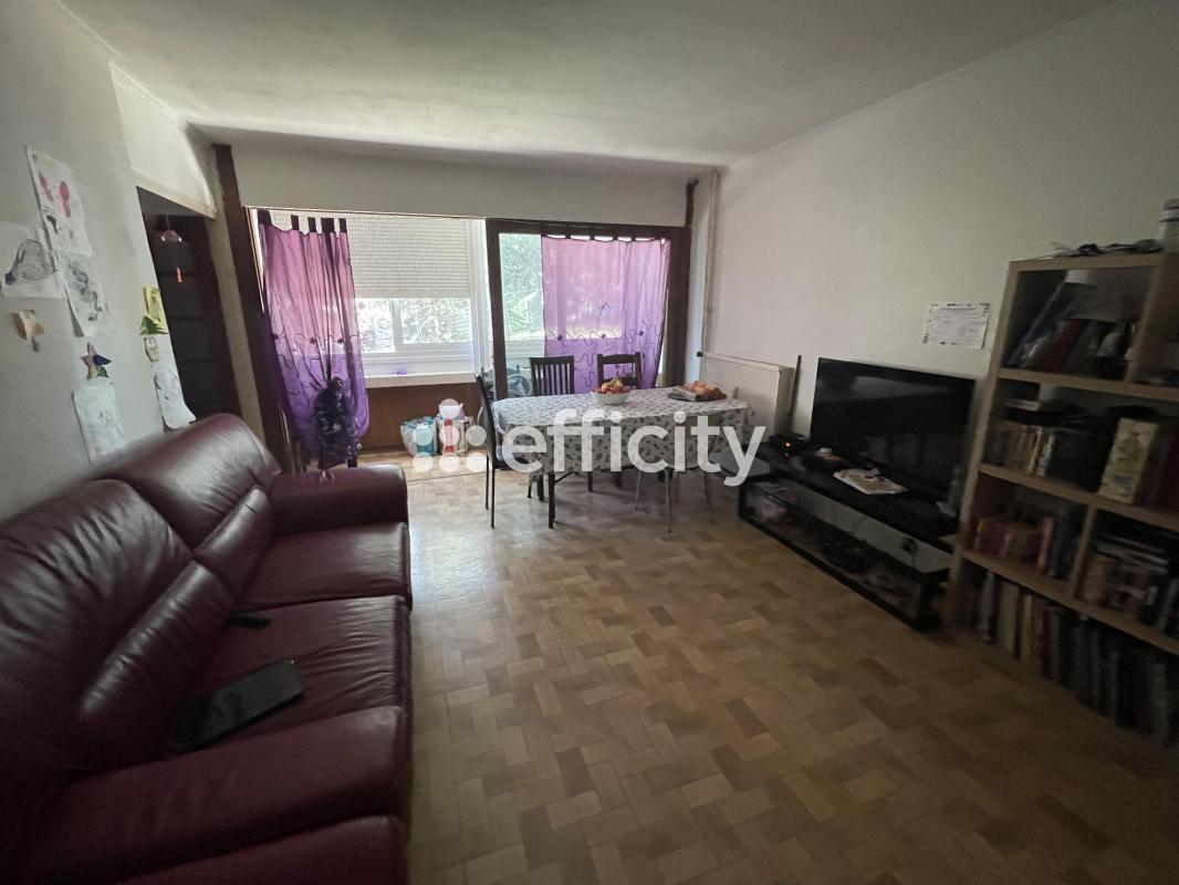 Appartement 5 Pièce(s) Apt