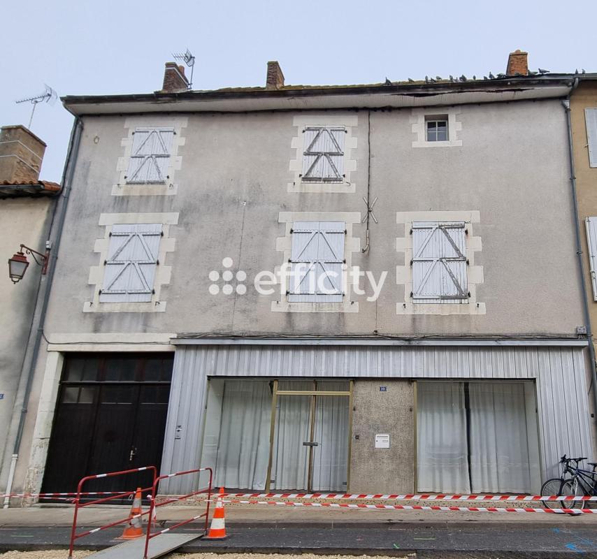 Maison 6 Pièce(s) Charroux