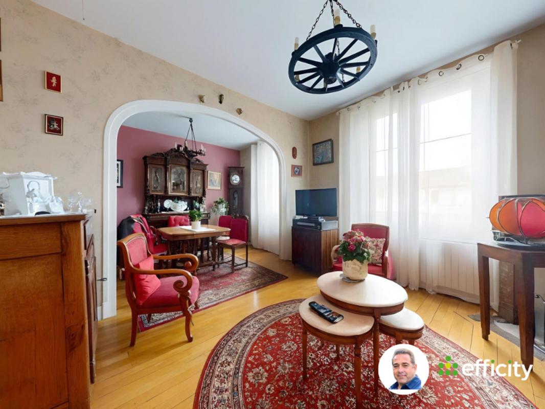 Maison 12 Pièce(s) Montluçon