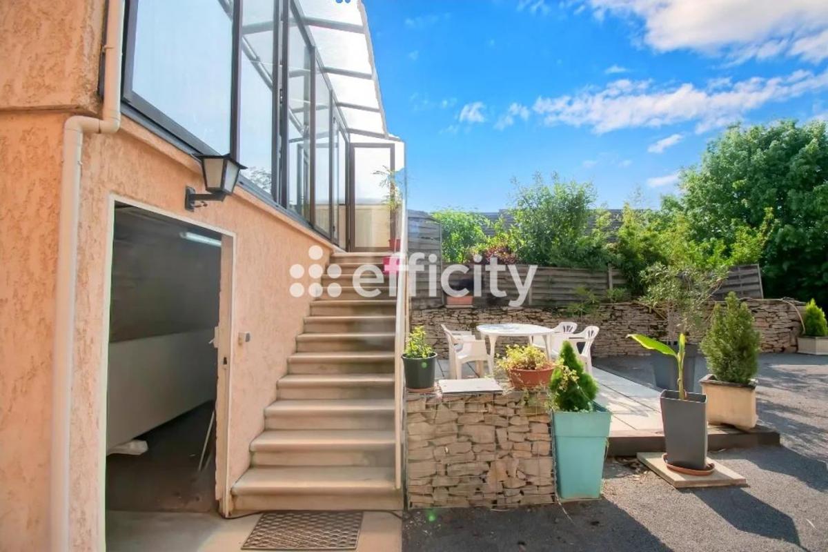 Maison 5 Pièce(s) Mâcon