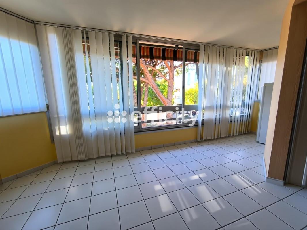 Appartement 3 Pièce(s) Fréjus