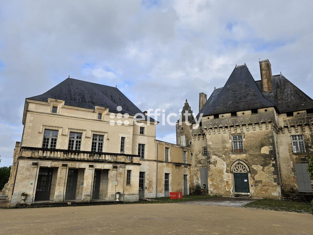 Maison de ville 5 Pièce(s) Barbezieux-Saint-Hilaire