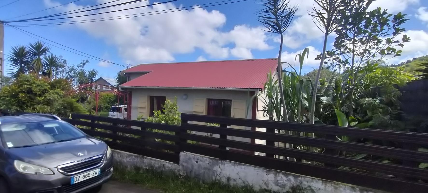 Maison de ville 4 Pièce(s) Les Avirons