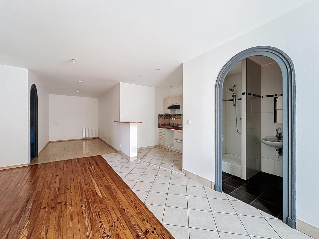 Appartement 3 Pièce(s) Loire-sur-Rhône