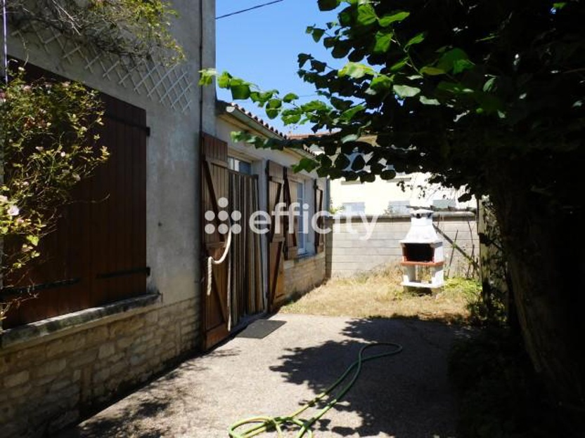 Maison de ville 5 Pièce(s) Le Thou