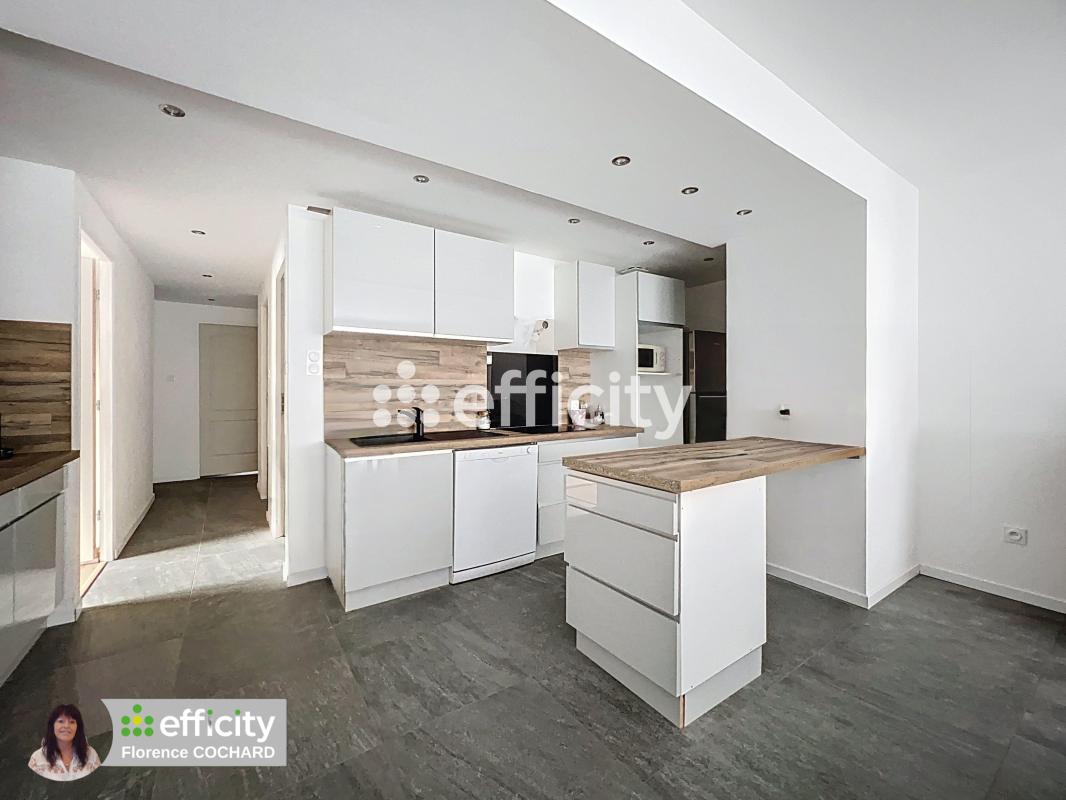 Appartement 4 Pièce(s) Vougy