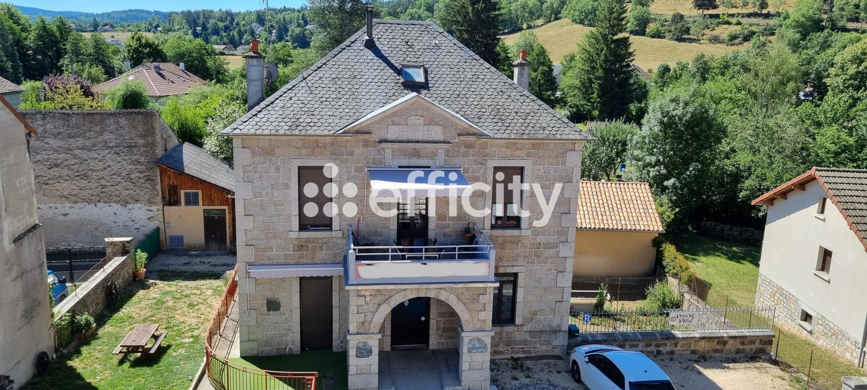 Maison 7 Pièce(s) Le Malzieu-Ville