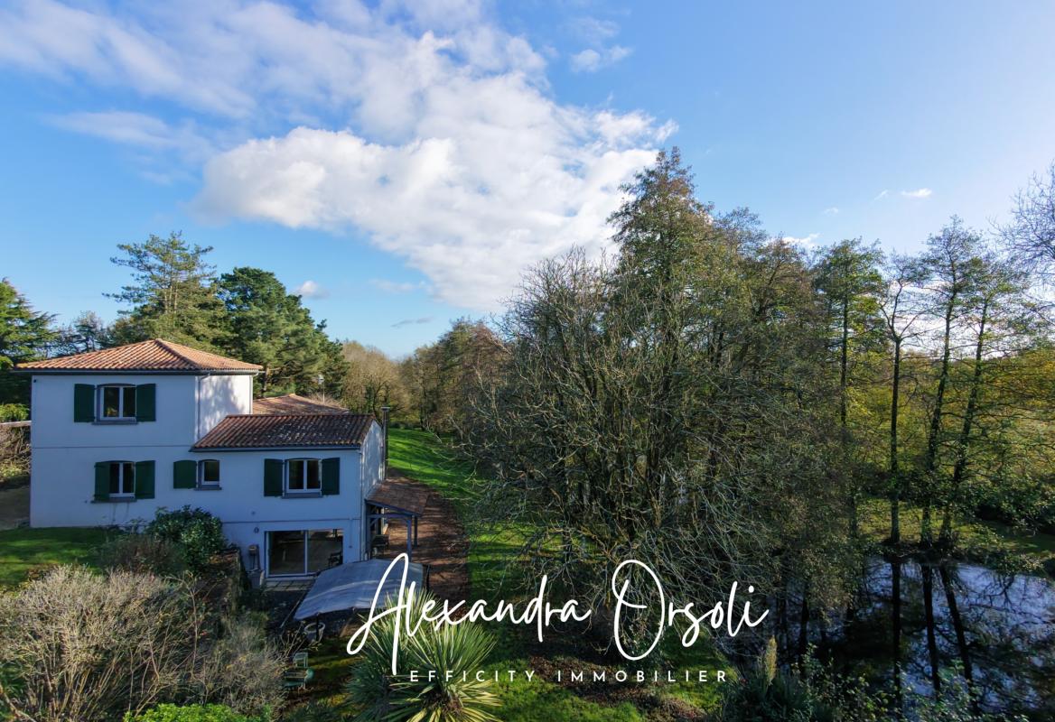 Maison 9 Pièce(s) Maché