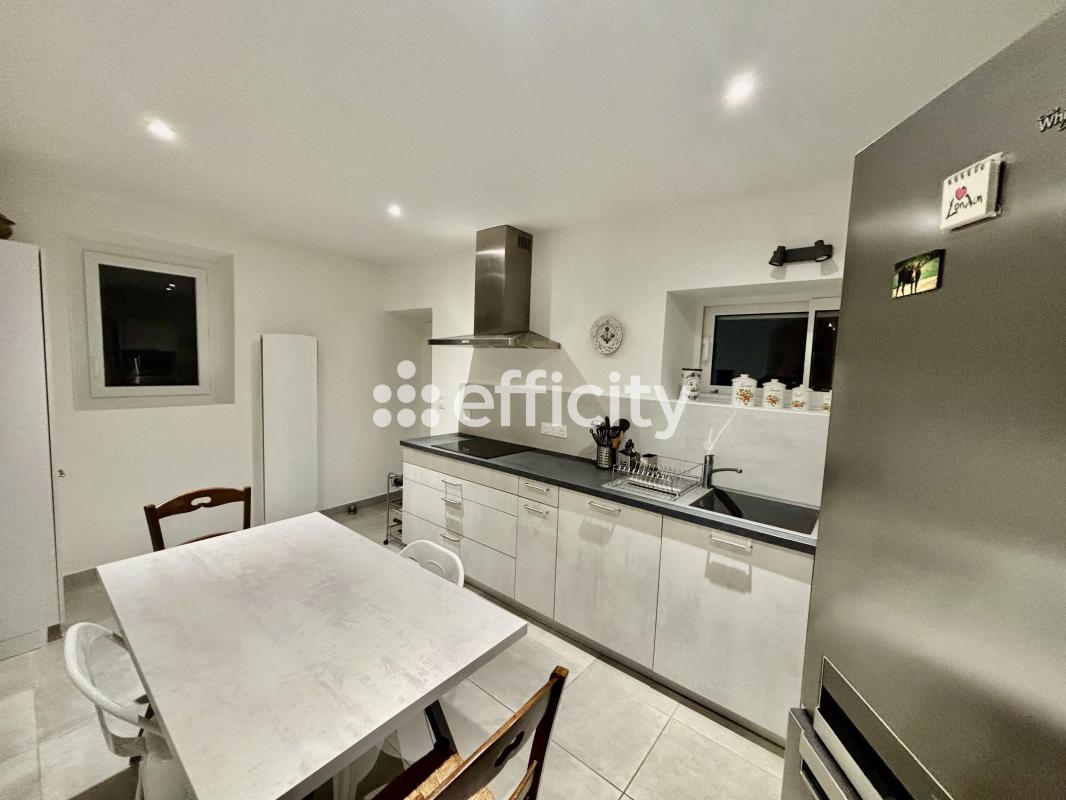 Maison de ville 3 Pièce(s) La Chapelle-Saint-Ursin