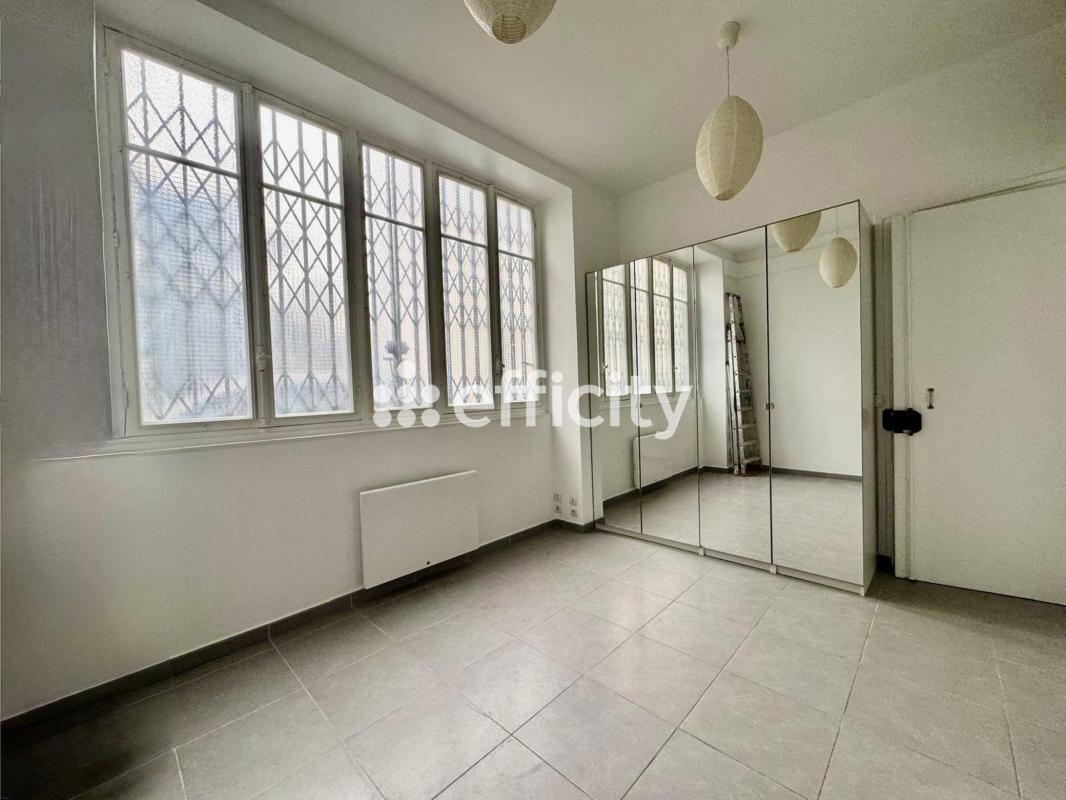 Appartement 1 Pièce(s) Paris 11eme Arrondissement