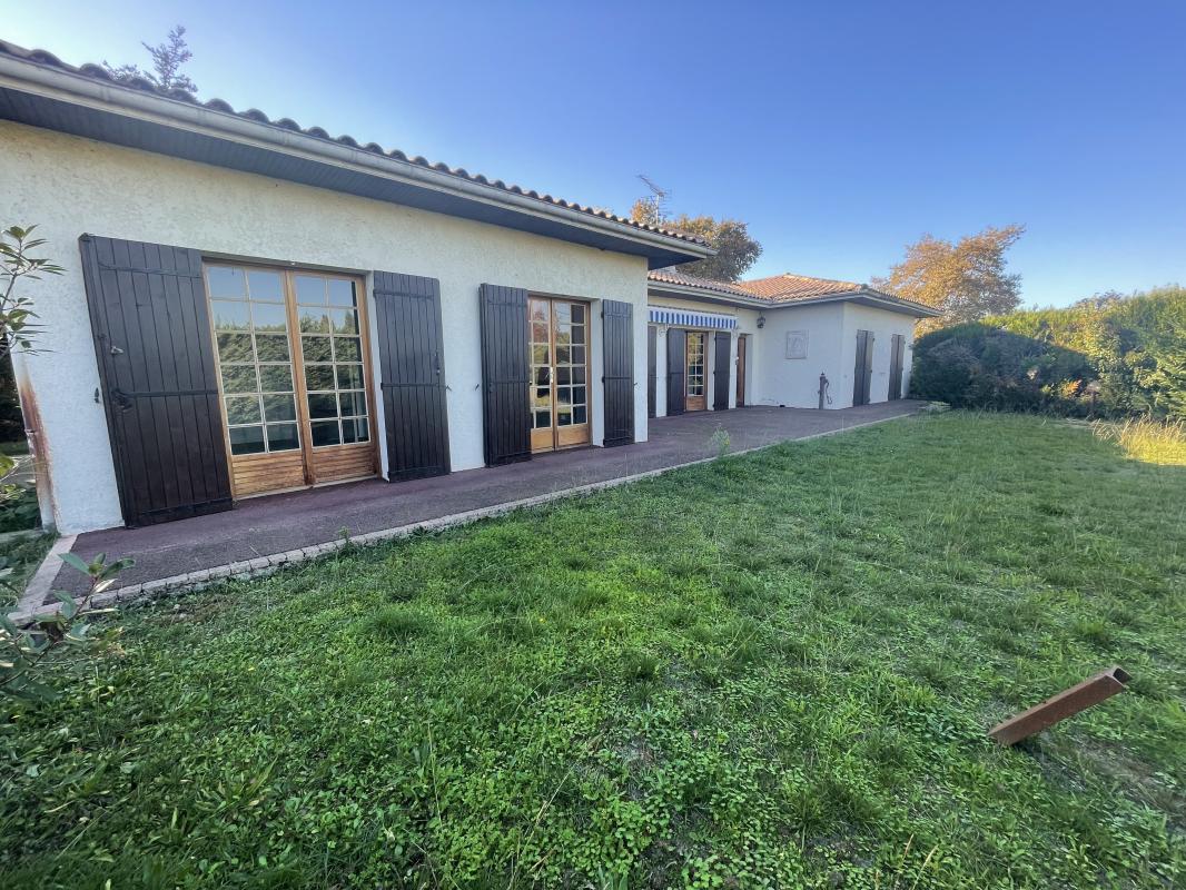 Maison de ville 9 Pièce(s) Le Pian-Médoc