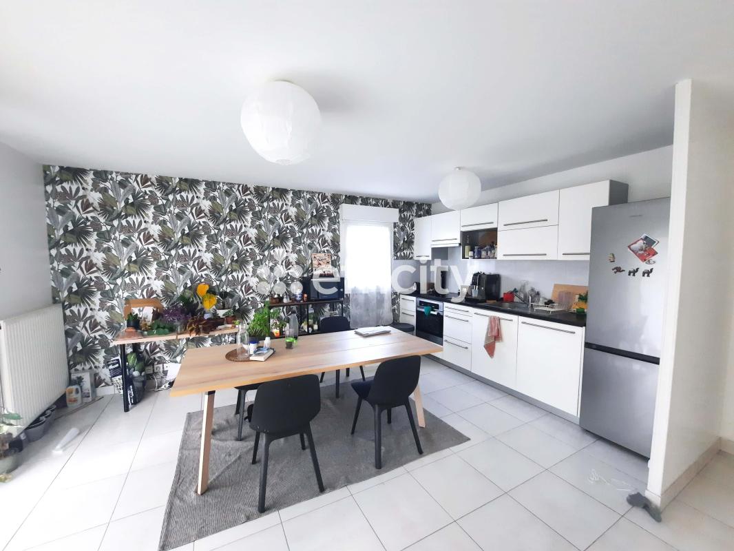 Appartement 3 Pièce(s) Vezin-le-Coquet