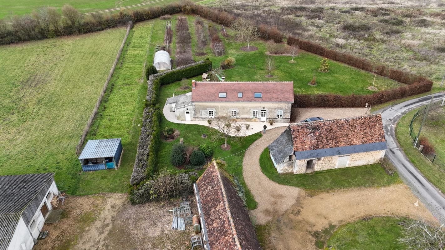 Maison longère 8 Pièce(s) Saint-Paterne-Racan