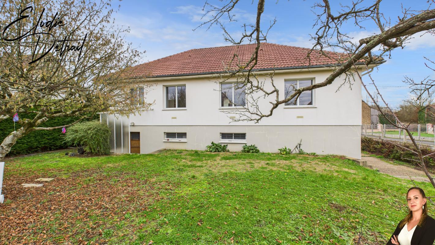 Pavillon 5 Pièce(s) Sainte-Jamme-sur-Sarthe