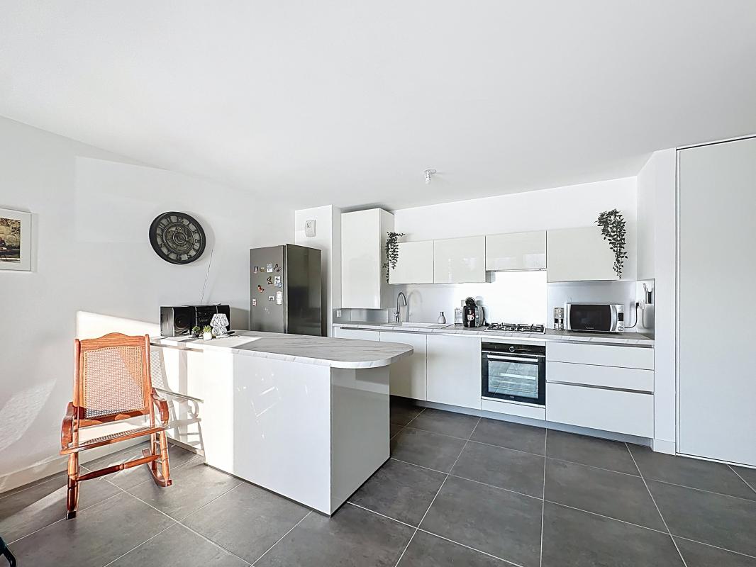 Appartement 3 Pièce(s) Pierre-Bénite