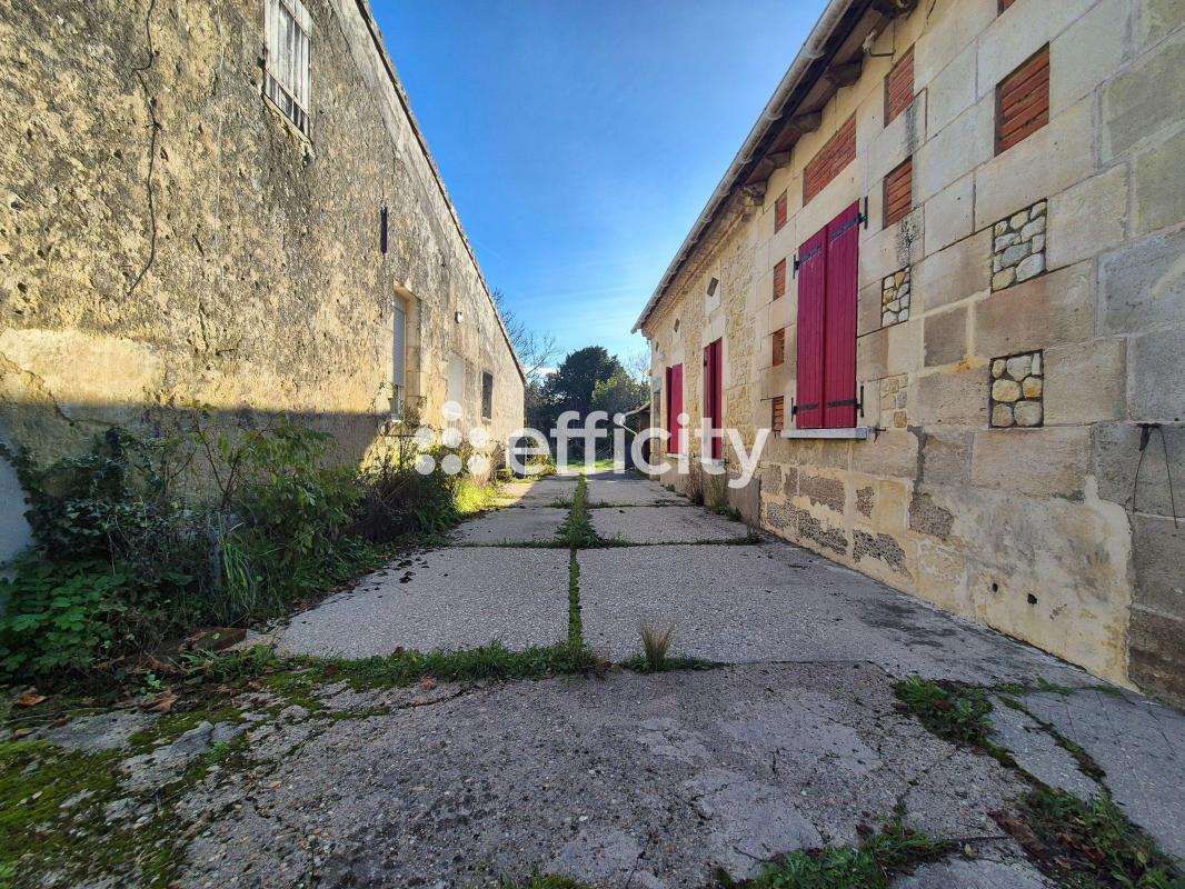 Maison 9 Pièce(s) Lesparre-Médoc