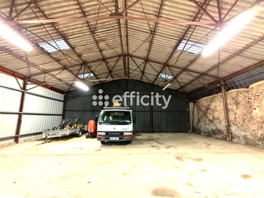 Locaux/biens immobiliers 1 Pièce(s) Tremblay-les-Villages