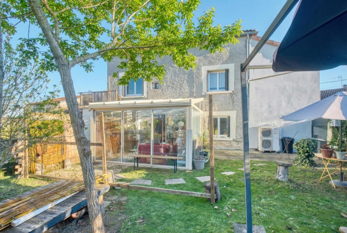 Maison de village 6 Pièce(s) Coulounieix-Chamiers