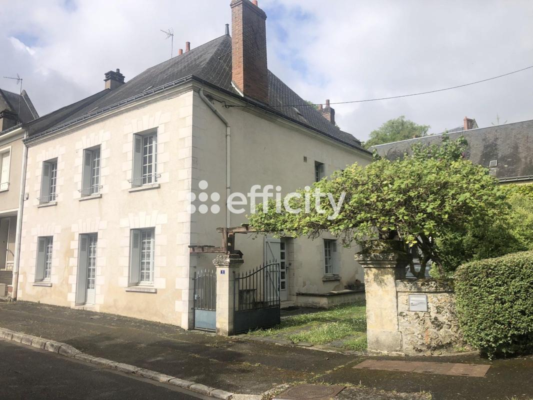 Maison 8 Pièce(s) Beaumont-Louestault