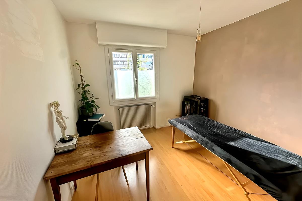 Locaux/biens immobiliers 2 Pièce(s) Annecy-le-Vieux