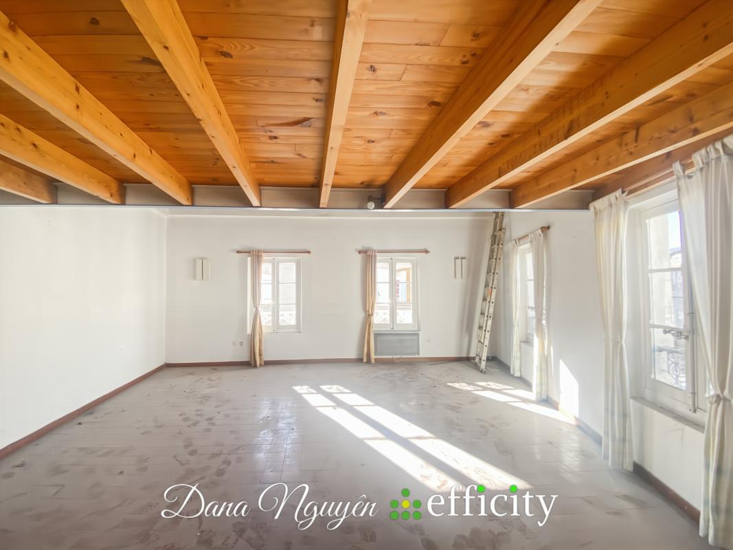 Immeuble 9 Pièce(s) Alès