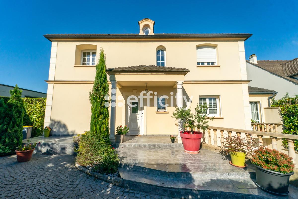 Maison 8 Pièce(s) Montesson